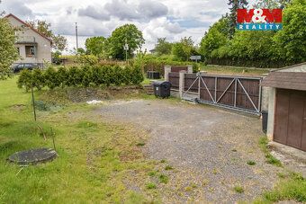 Nabízíme k prodeji stavební pozemek 1281 m² v katastrálním ú