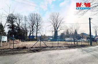 Prodej stavebního pozemku 1 337 m² v klidné části obce Boleb