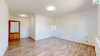 +popl. 5000, zálohy na služby (elektřina, vodné a stočné), N