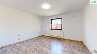 +popl. 5000, zálohy na služby (elektřina, vodné a stočné), N