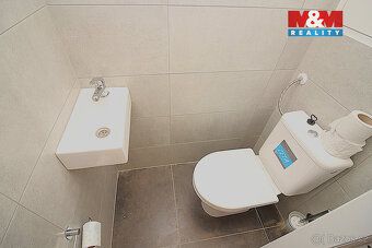 Pronájem světlého prostorného bytu 3+1 s balkónem o užitné p