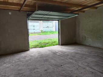 Nabízím k pronájmu dvojgaráž v části Slezská Ostrava, v blíz