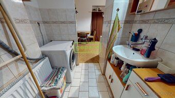 Nabízíme k prodeji prostorný byt o dispozici 3+1 a celkové v