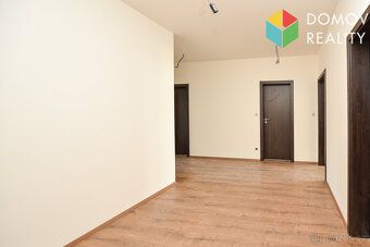 Máme pro Vás k prodeji novotou vonící byt 3+kk o luxusní vým