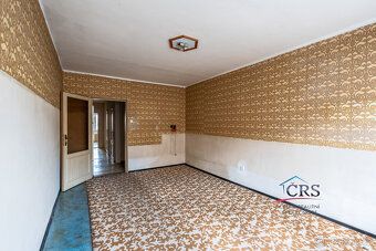 Nabízíme k prodeji prostorný byt o dispozici 4+kk a podlahov