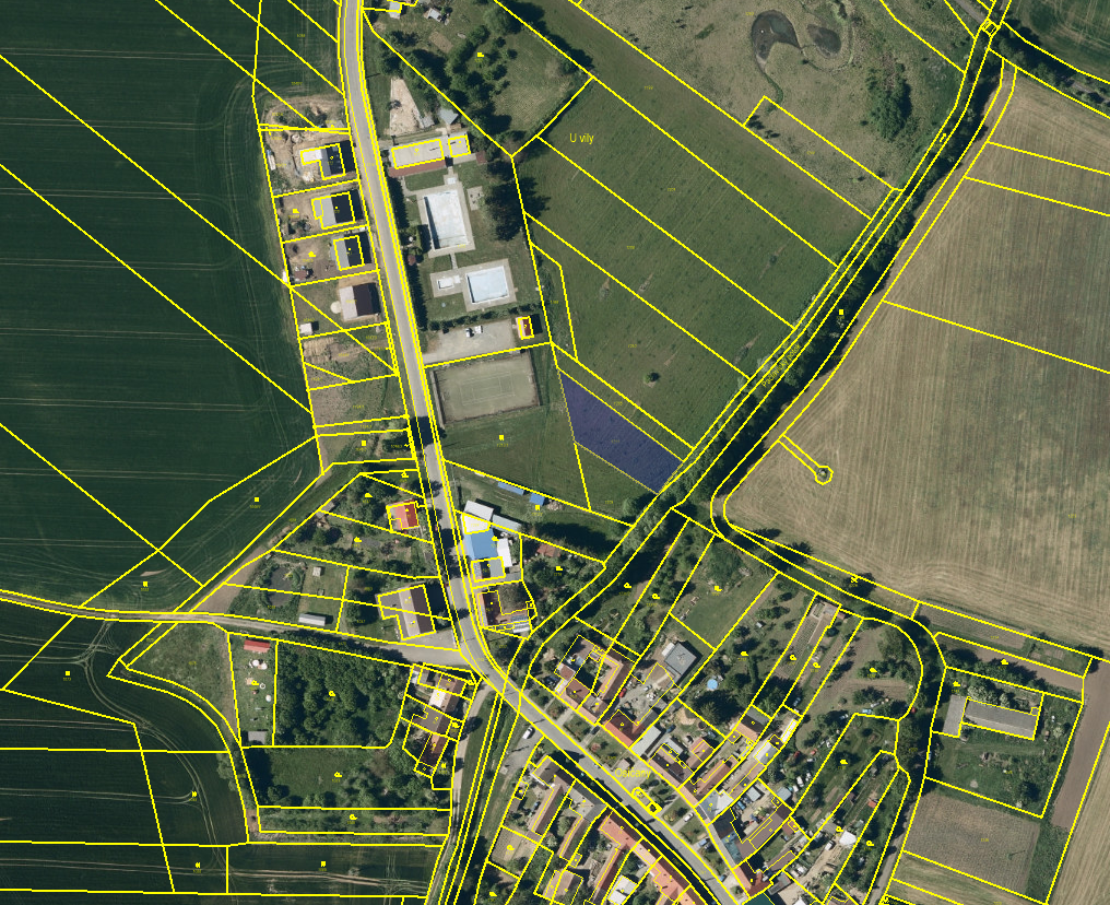 Prodej pozemku 1236m2 k.ú. Kovalovice-Osíčany za obecním mul