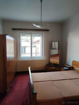Nabízím cihlový rodinný dům 3+1 a 1+1 na vlastním pozemku o 