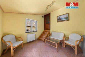 Nabízíme k prodeji samostatně stojící cihlový rodinný dům v 