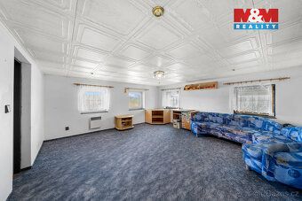 Nabízíme k prodeji samostatně stojící cihlový rodinný dům v 