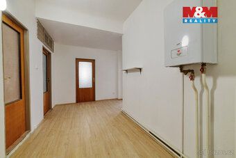 Pronájem prostorného bytu 3+1 o výměře 110 m², po rekonstruk