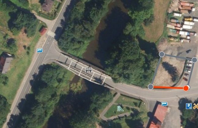 Pronájem výborně situované nekryté plochy Bazar/ prodejna sy