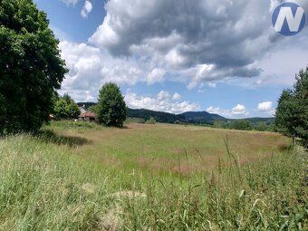 Prodej prostorného stavebního pozemku o výměře 1.768 m², kte