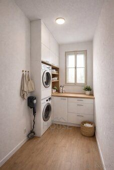 Ev.č. 01472 Nabízíme Vám k prodeji činžovní dům, 800 m2, uli