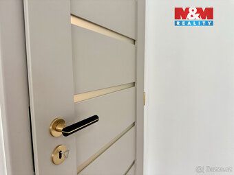 Nabízíme pronájem bytu 2+1 v Ostravě - Porubě, který aktuáln