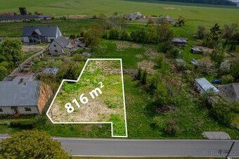 Nabízíme ke koupi krásný pozemek o výměře 821 m² vedený jako