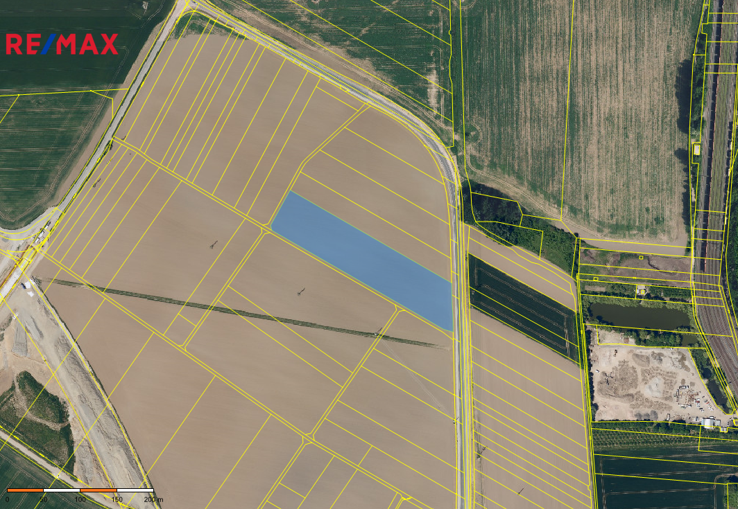 Nabízíme k prodeji pozemek o celkové výměře 16 281 m², situo