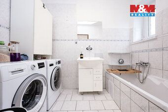 Nabízíme k prodeji prostorný byt o dispozici 3+kk (72m2), si