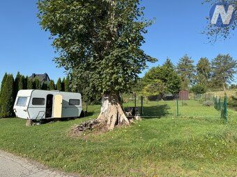 Ve výhradním zastoupení nabízíme pozemek o velikosti 37 m² v