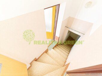Realitka Green® Vám nabízí k prodeji prostorný rodinný dům v