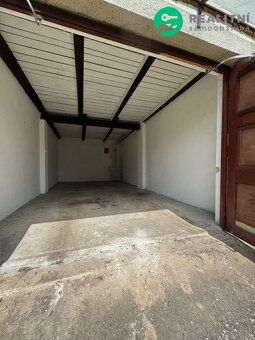 Dobrý den, prodám garáž v Broumově - Velké vsi. Garáž je řad