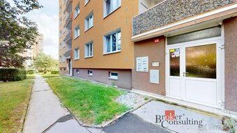 Nabízíme k prodeji družstevní byt s dispozicí 2+1 o výměře 5