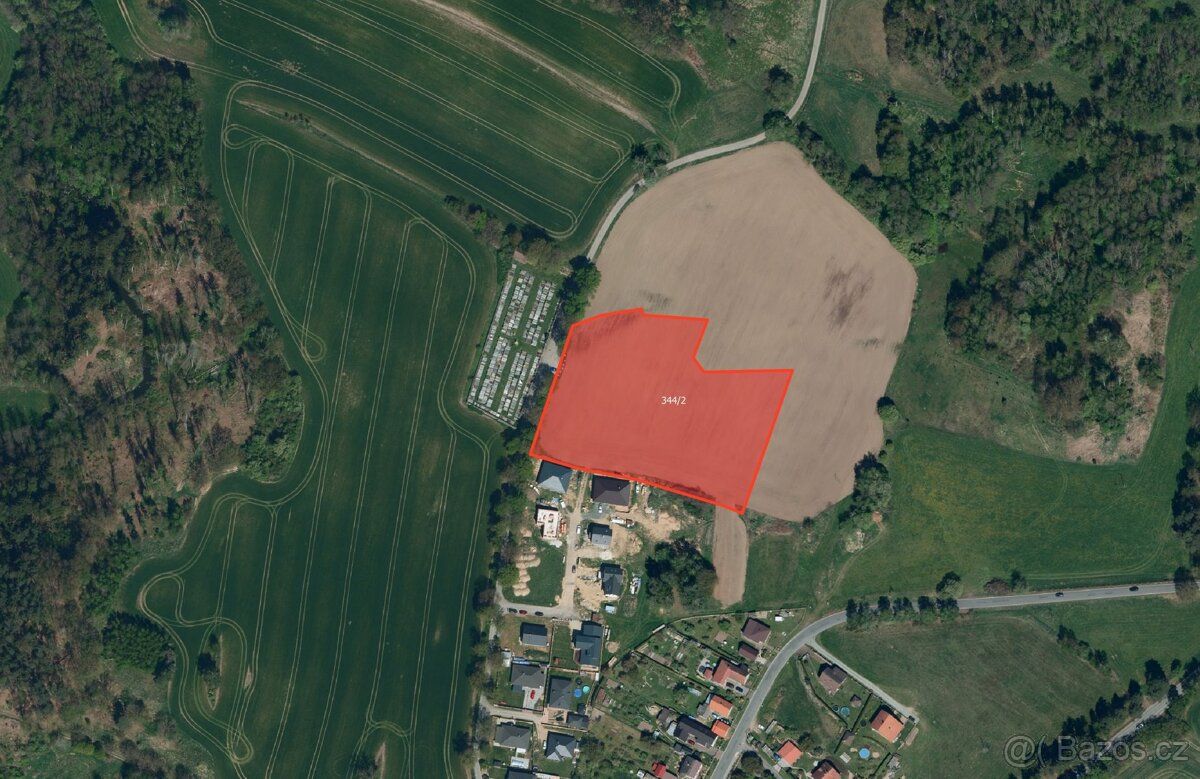 V katastrálních územích Dolní Město a Radostovice u Lipničky