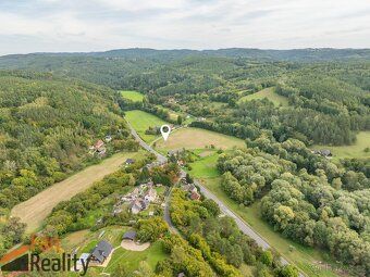 Nabízíme k prodeji stavební pozemek o velikosti 1015 m² v kl