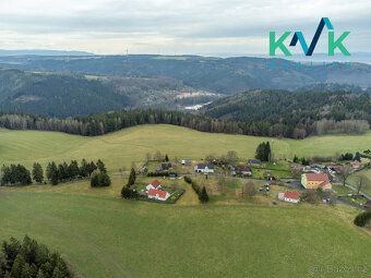 Nabízíme rovinatý pozemek o výměře 820 m², určený územním pl