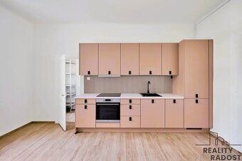 Rádi bychom Vám představili tento byt k pronájmu v srdci Pra