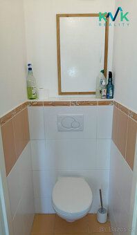 Nabízíme k prodeji slunný byt o dispozici 3+1 s lodžií o cel