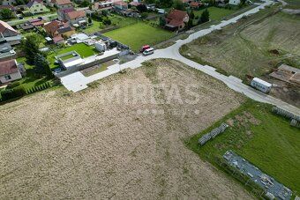 Nabízíme pozemky k prodeji, v obci Hořátev, okr. Nymburk.
K 