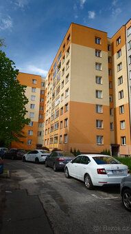 Nabízíme Vám k prodeji rekonstruovaný byt 4+1 se zasklenou l