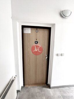 Hledáte praktické a dobře dostupné kancelářské zázemí v Ostr