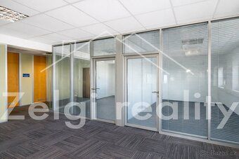Nabízím k pronájmu moderní komerční areál o celkové užitné p