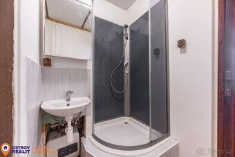 Nabízíme k prodeji budovu, která je využívána ke krátkodobém