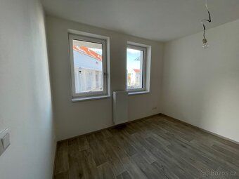 Pronajmu světlý byt 2+kk (48 m²) v novostavbě v Bučovicích-V