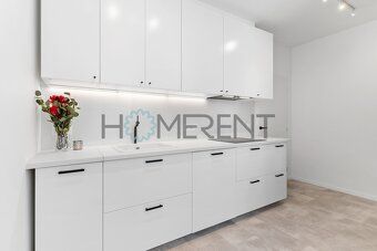 Nabízíme k dlouhodobému pronájmu moderní, kompletně zařízený