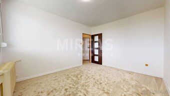 Nabízíme Vám k pronájmu byt o dispozici 2+1 a výměře 52 m², 