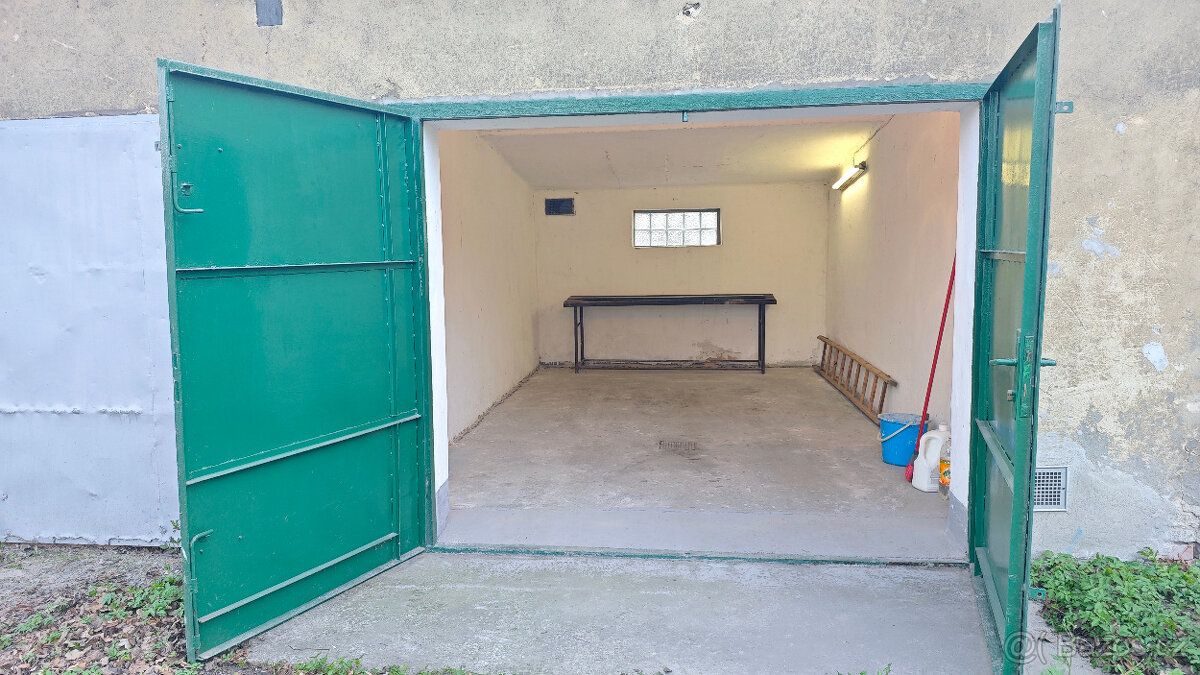 Nabízíme Vám k prodeji garáž v osobním vlastnictví v Ostravě