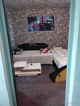 Pronájem bytu 3+1, 60 m² – Cheb, Skalka Nabízím k pronájmu b