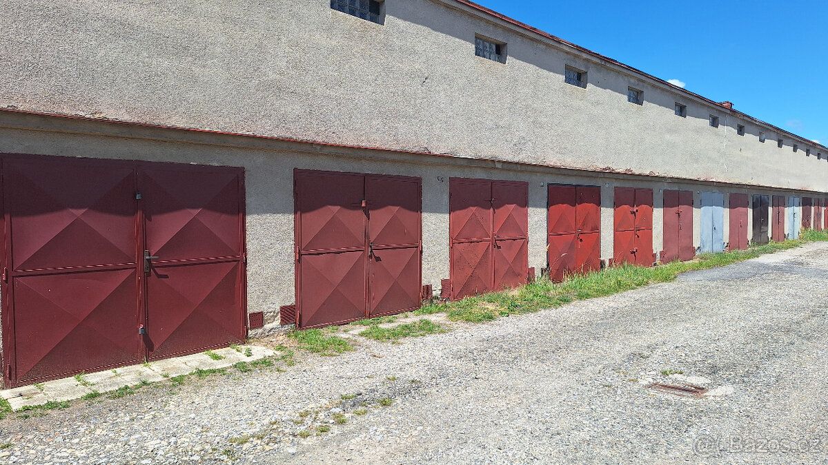 Prodám starší řadovou garáž v Havlíčkově Brodě. Dobrý stav a