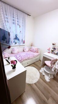 Prodej světlého bytu 2+1 po rekonstrukci, 44 m² – Praha 5 Ba