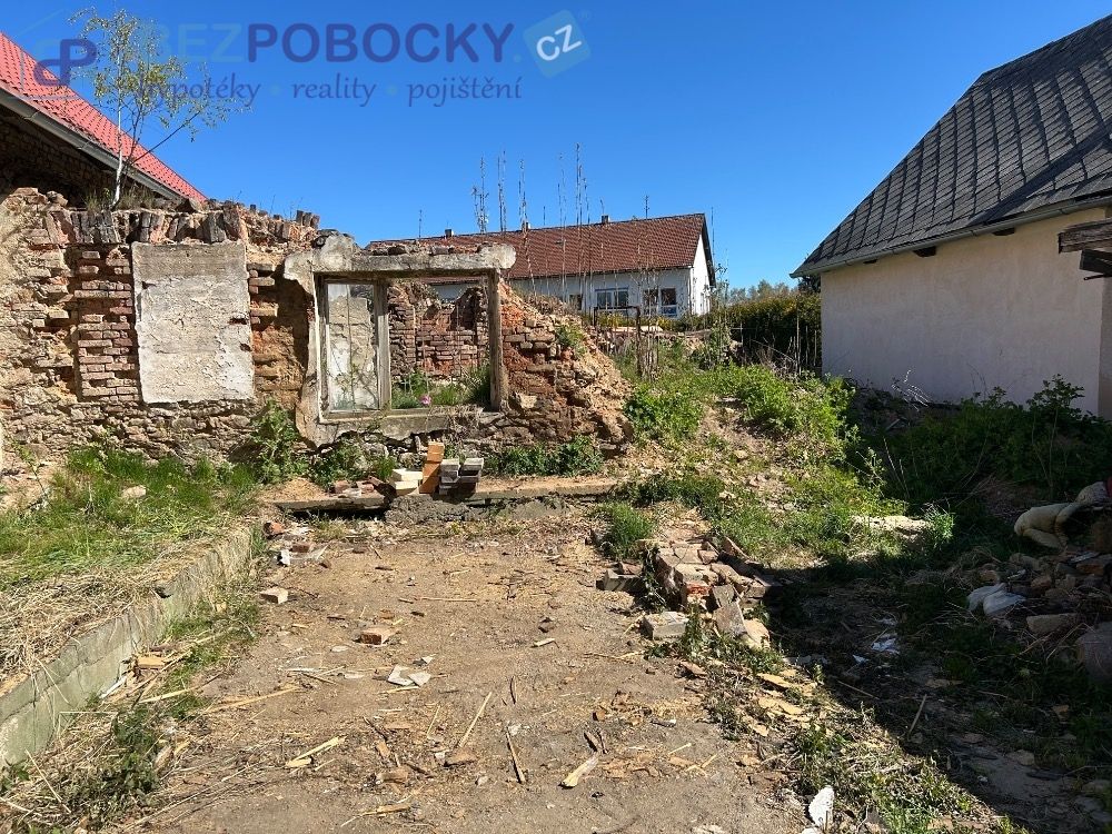 Nabízíme k prodeji pozemek o výměře 145 m2 vedený jako zasta