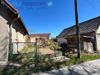 Nabízíme k prodeji pozemek o výměře 145 m2 vedený jako zasta