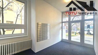 Nabízíme k pronájmu kancelář o velikosti 19,86 m2 v atraktiv