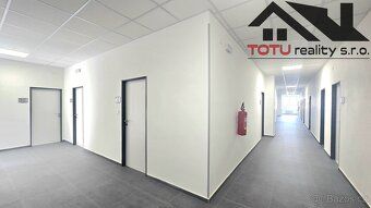 Nabízíme k pronájmu kancelář o velikosti 61,71 m2 v atraktiv