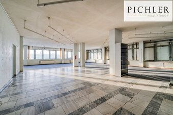 Nabízíme k pronájmu prostorné zázemí o ploše cca 650 m² v 1.