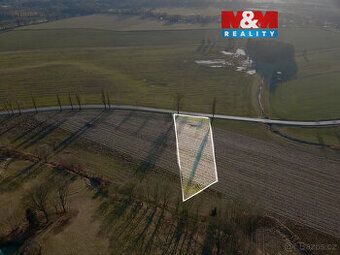 Nabízíme k prodeji soubor dvou pozemků vedené jako orná půda