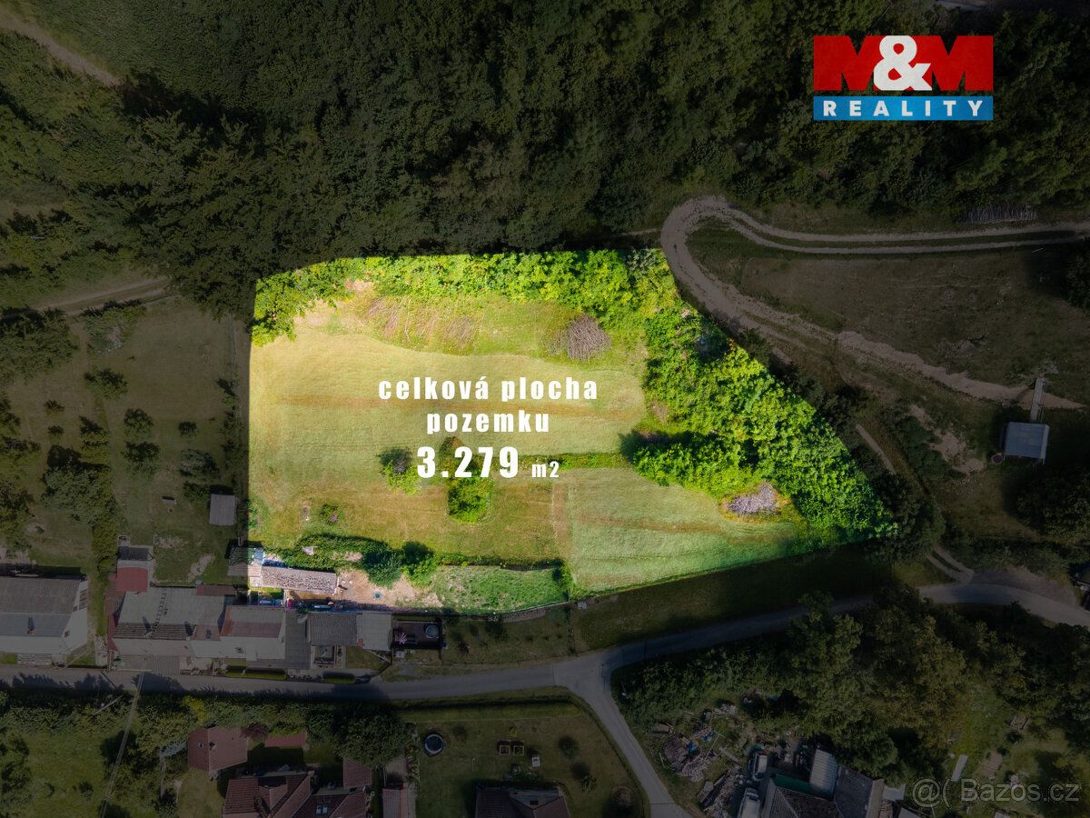 Nabízíme k prodeji krásnou zahradu o rozloze 3279²m, situova