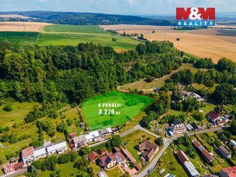 Nabízíme k prodeji krásnou zahradu o rozloze 3279²m, situova